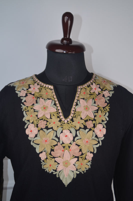 Kashmiri Light Pink & Brown Aari Embroidered Woollen Pheran – Black